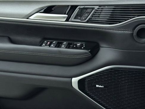 New 2026 Jeep Grand Wagoneer Limited image 31