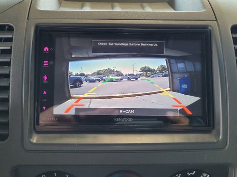 Used 2008 Nissan Pathfinder S RWD image 12
