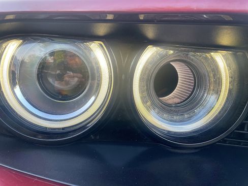 Used 2018 Dodge Challenger T/A image 5