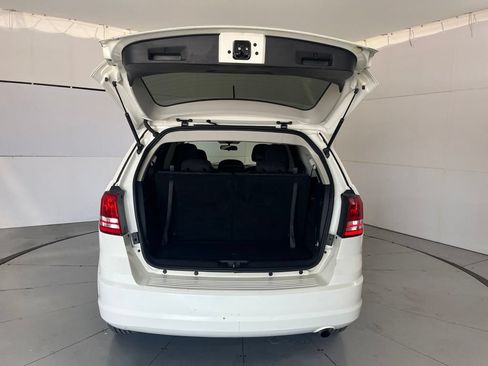 Used 2016 Dodge Journey SE w/ Flexible Seating Group FWD image 12