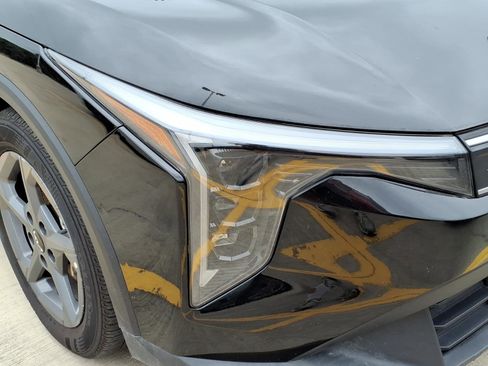 Used 2025 Kia K4 LXS FWD image 3