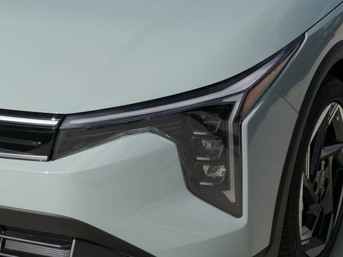 New 2025 Kia K4 EX image 7