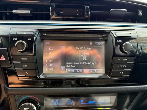 Used 2014 Toyota Corolla S w/ Body Protection Package image 10