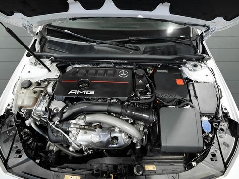 Used 2022 Mercedes-Benz CLA 35 AMG 4MATIC image 41