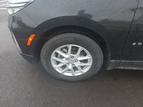 Used 2024 Chevrolet Equinox LT FWD image 16
