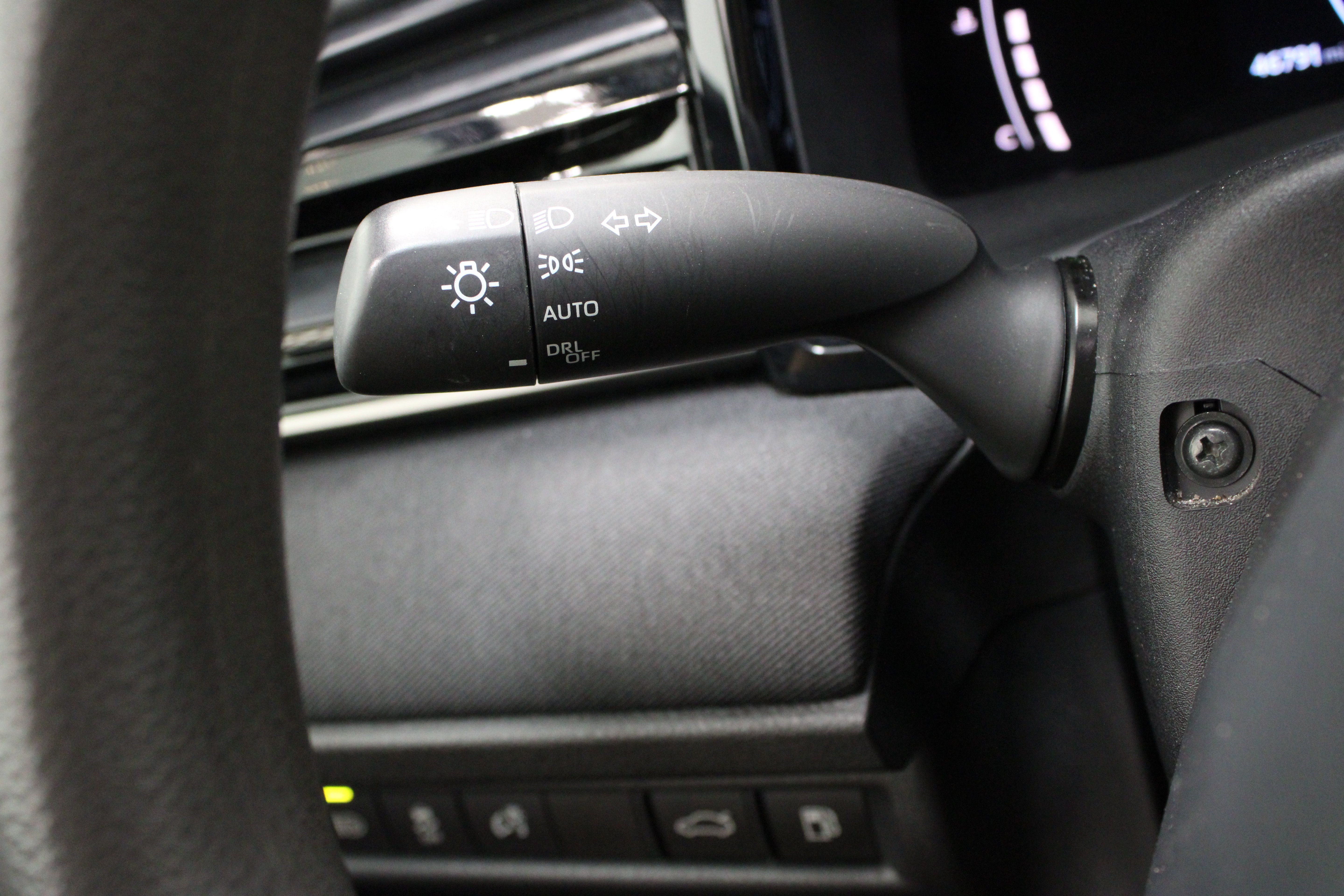 Used 2025 Toyota Camry LE FWD image 24
