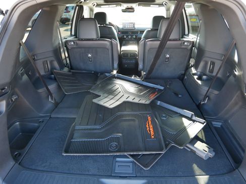 Certified 2024 Honda Pilot TrailSport image 18