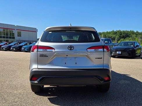 Used 2024 Toyota Corolla Cross AWD Hybrid image 4