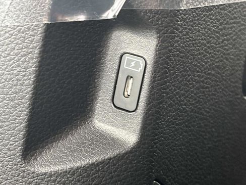 New 2026 Kia Carnival SX FWD image 18
