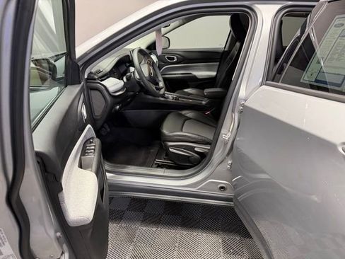 Used 2022 Jeep Compass Latitude image 14