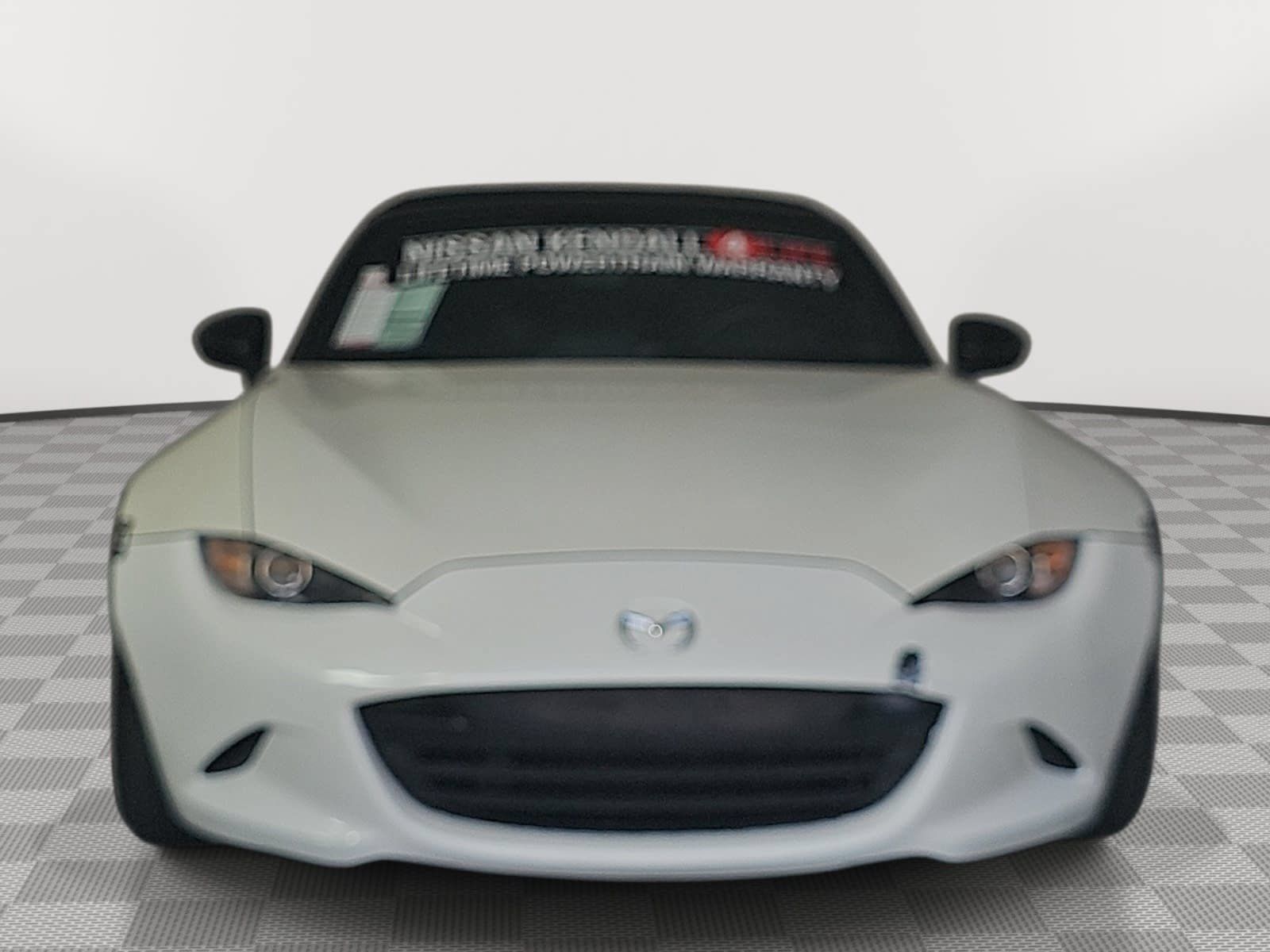 Used 2018 MAZDA MX-5 Miata Grand Touring RWD image 3