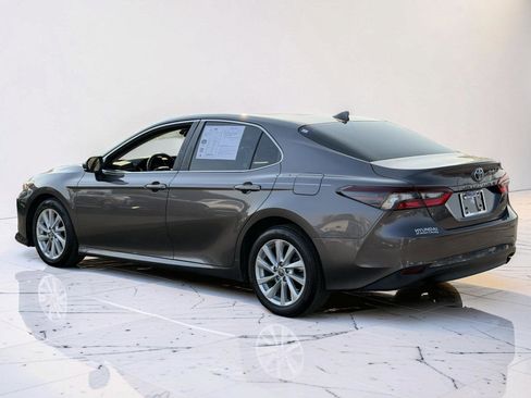 Used 2023 Toyota Camry LE FWD image 4