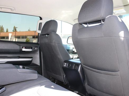 Used 2017 Toyota Tundra SR5 w/ SR5 Upgrade Package RWD image 13