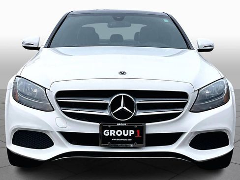 Used 2018 Mercedes-Benz C 300 4MATIC Sedan image 4