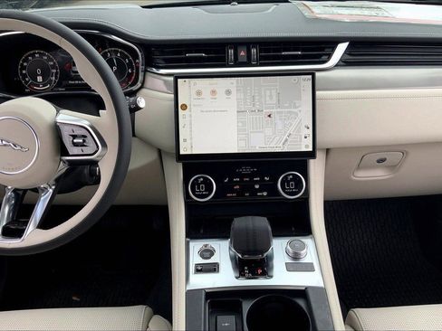 New 2026 Jaguar F-PACE R-Dynamic S AWD/4WD image 10
