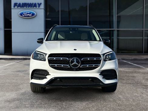 Used 2022 Mercedes-Benz GLS 450 4MATIC image 3