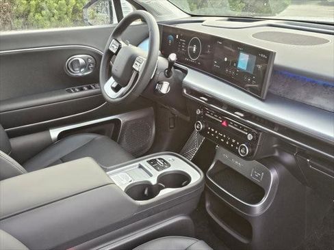 New 2026 Hyundai Ioniq 9 Calligraphy AWD/4WD image 10