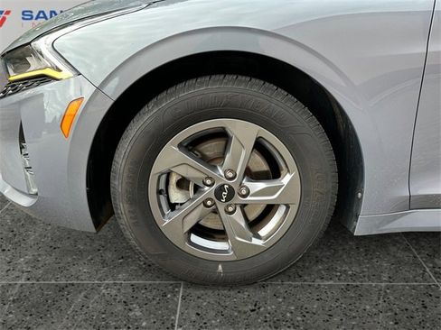 Used 2023 Kia K5 LXS image 14