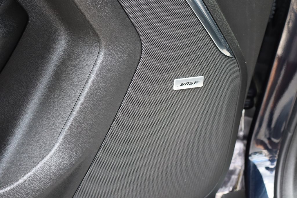 Used 2023 GMC Yukon Denali AWD/4WD image 27