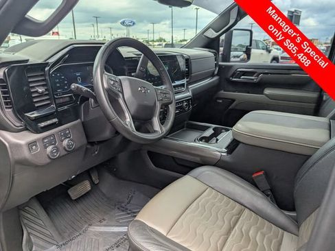 Used 2024 Chevrolet Silverado 2500 ZR2 w/ ZR2 Bison Edition AWD/4WD image 13
