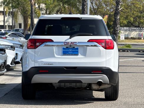 Used 2019 GMC Acadia SLE FWD image 9