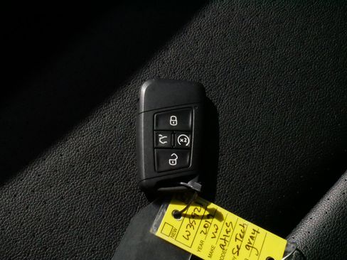 Used 2019 Volkswagen Atlas SE AWD/4WD image 30