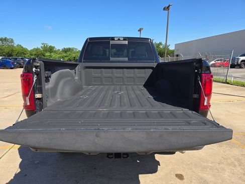 Used 2025 RAM 2500 Limited AWD/4WD image 20