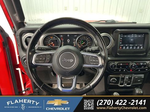 Used 2020 Jeep Wrangler Unlimited Sahara image 25