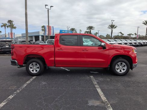 Used 2025 Chevrolet Silverado 1500 LT image 3