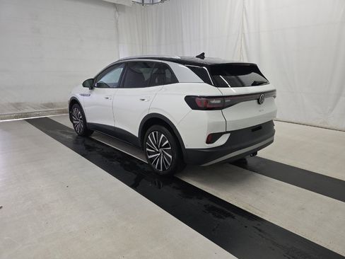 Used 2023 Volkswagen ID.4 Pro S Plus image 4
