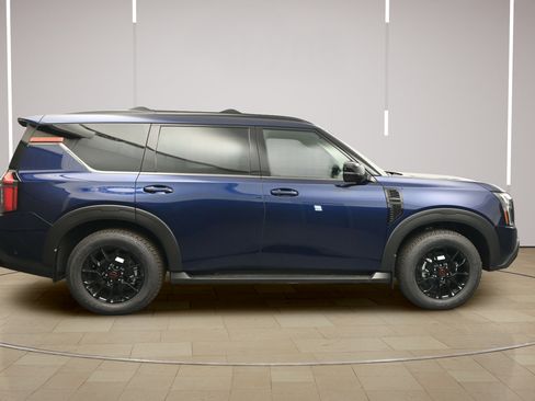 New 2025 Nissan Armada PRO-4X AWD/4WD image 8