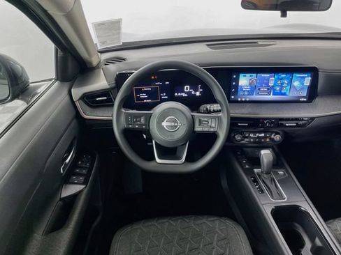 New 2026 Nissan Kicks SV w/ SV Premium Package FWD image 16