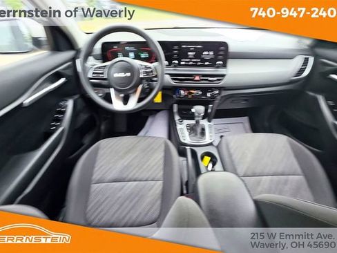 Used 2024 Kia Seltos LX AWD/4WD image 11