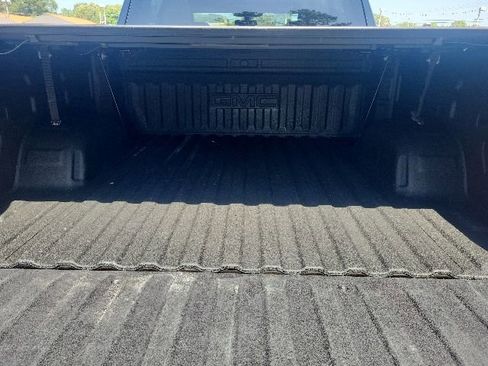 Used 2021 GMC Sierra 1500 Elevation w/ X31 Off-Road Package AWD/4WD image 21