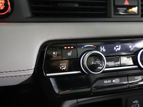 Used 2023 Honda Pilot Elite image 59