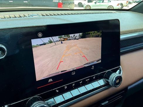 Used 2023 GMC Canyon AT4 w/ LPO, Skid Plate Package AWD/4WD image 14