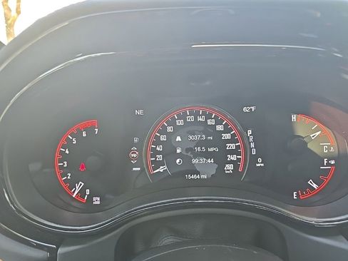 Used 2023 Dodge Durango R/T w/ Hemi Orange Plus Package image 22