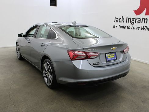 Used 2024 Chevrolet Malibu LT FWD image 3