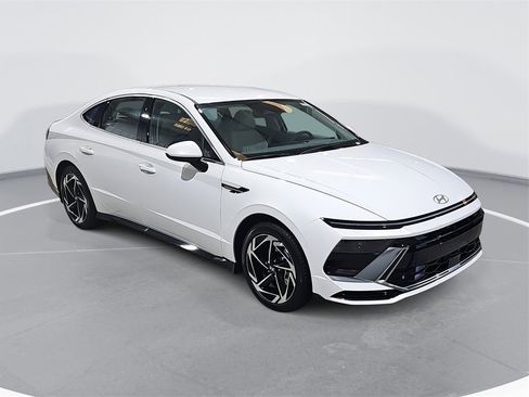 New 2026 Hyundai Sonata SEL image 3