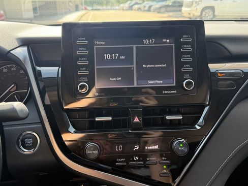 Used 2021 Toyota Camry SE w/ Cold Weather Package AWD/4WD image 15