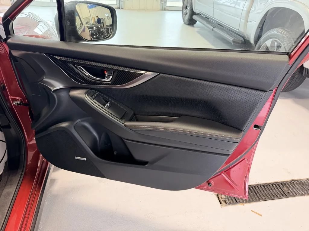 Used 2019 Subaru Crosstrek 2.0i Limited w/ Moonroof Package w/Navigation AWD/4WD image 43