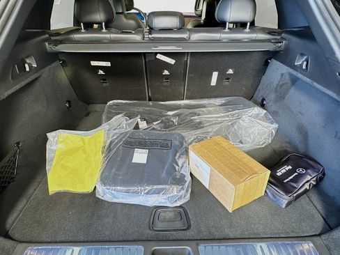 New 2026 Mercedes-Benz EQE 320 4MATIC SUV image 24