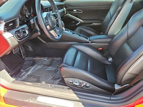 Used 2019 Porsche 911 Carrera image 16