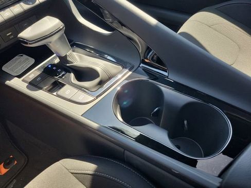 New 2026 Hyundai Elantra SEL Sport FWD image 15