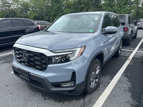 Used 2023 Honda Passport EX-L image 2