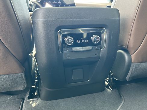 New 2026 Chevrolet Tahoe High Country image 24