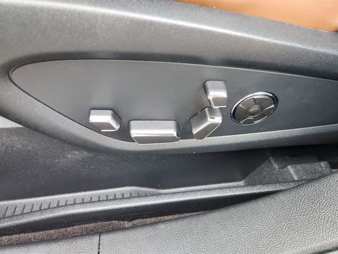 Certified 2021 Lincoln Nautilus Reserve w/ Equipment Group 202A image 28