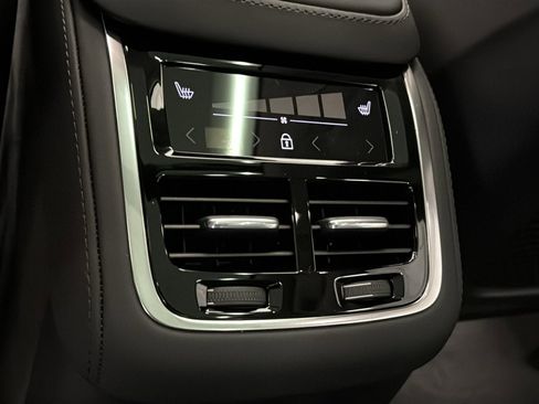 New 2026 Volvo XC90 T8 Ultra w/ Lounge Package AWD/4WD image 28