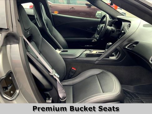 Used 2016 Chevrolet Corvette Z06 w/ 3LZ Preferred Equipment Group image 7