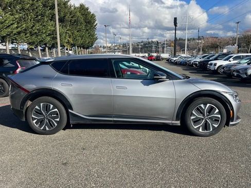 Certified 2024 Kia EV6 Wind w/ Wind Technology Package image 6